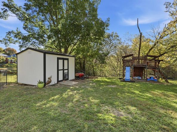 8833  Arbor Crest Court , Fort Worth Texas 76179