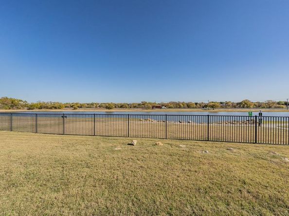 8100  Laurel Oak Drive , Fort Worth Texas 76131