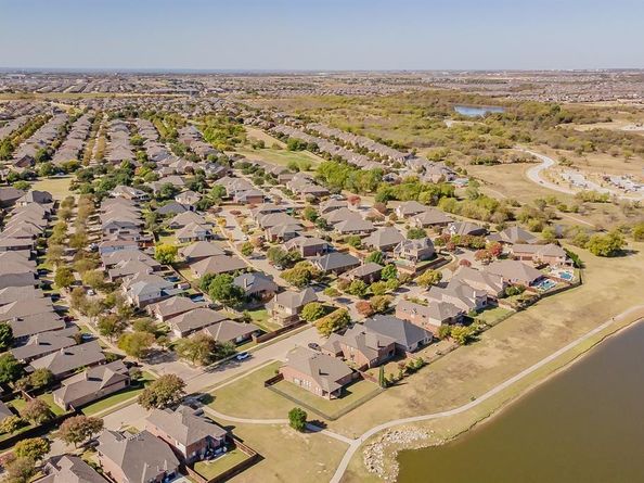 8100  Laurel Oak Drive , Fort Worth Texas 76131