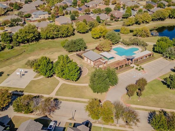 8100  Laurel Oak Drive , Fort Worth Texas 76131