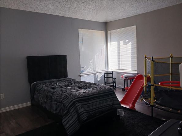 5002  Prairieview Court S, Arlington Texas 76017