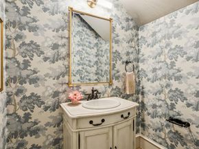 6020  Penrose Avenue , Dallas Texas 75206