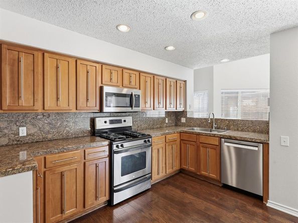 404  Sheridan Trail , Irving Texas 75063