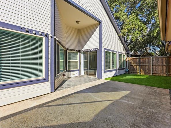 404  Sheridan Trail , Irving Texas 75063