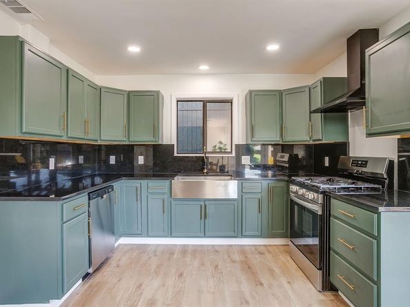 817  Glen Stone Lane , Dallas Texas 75232