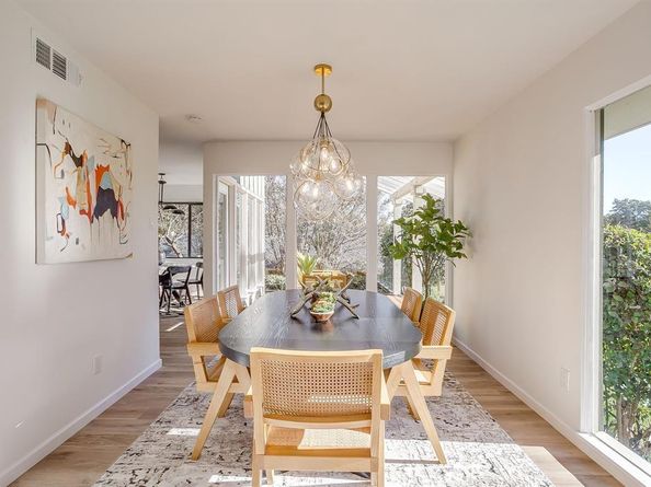 817  Glen Stone Lane , Dallas Texas 75232