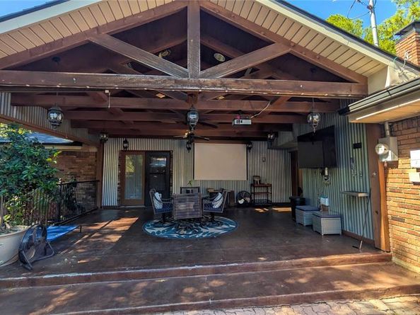 1407  Woodridge Circle , Euless Texas 76040