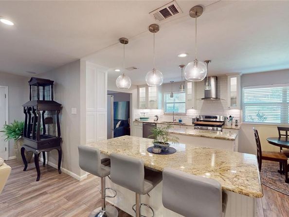 1407  Woodridge Circle , Euless Texas 76040