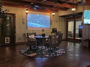 1407  Woodridge Circle , Euless Texas 76040