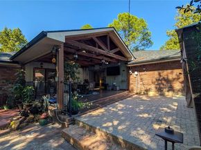 1407  Woodridge Circle , Euless Texas 76040