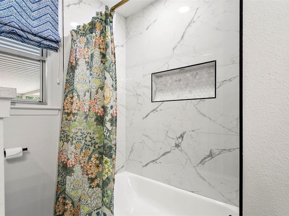 3825  Sundown Drive , Benbrook Texas 76116