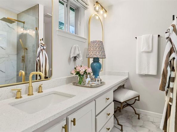 3825  Sundown Drive , Benbrook Texas 76116