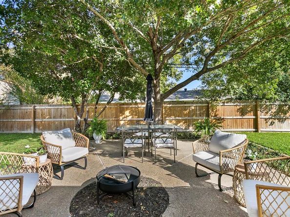 3825  Sundown Drive , Benbrook Texas 76116