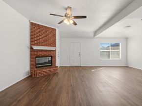 1542  Sunnymeadow Road , Lancaster Texas 75134