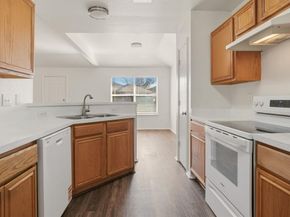 1542  Sunnymeadow Road , Lancaster Texas 75134