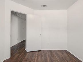 1542  Sunnymeadow Road , Lancaster Texas 75134