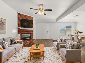 1542  Sunnymeadow Road , Lancaster Texas 75134