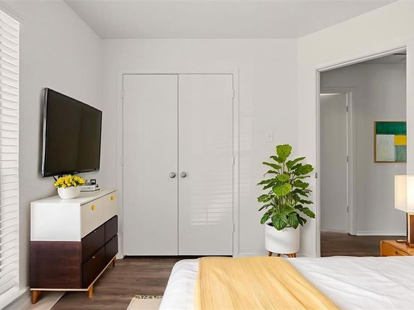 1542  Sunnymeadow Road , Lancaster Texas 75134