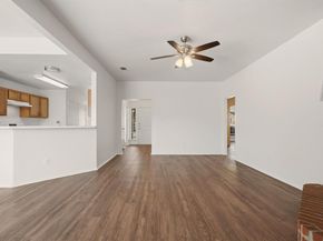 1542  Sunnymeadow Road , Lancaster Texas 75134