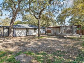 2160  Green Hill Circle , Fort Worth Texas 76112