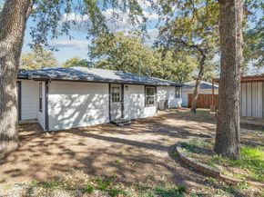 2160  Green Hill Circle , Fort Worth Texas 76112