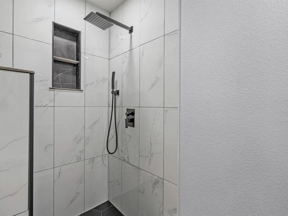 2160  Green Hill Circle , Fort Worth Texas 76112