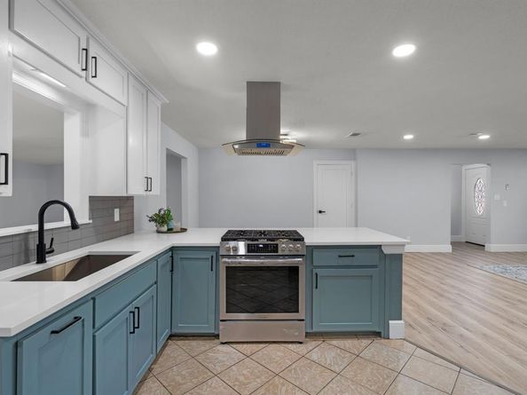 2160  Green Hill Circle , Fort Worth Texas 76112