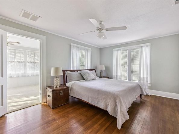 1200  Virginia Place , Fort Worth Texas 76107