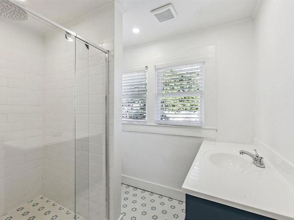 1200  Virginia Place , Fort Worth Texas 76107