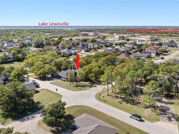 334  Lakecrest Drive , Lakewood Village Texas 75068