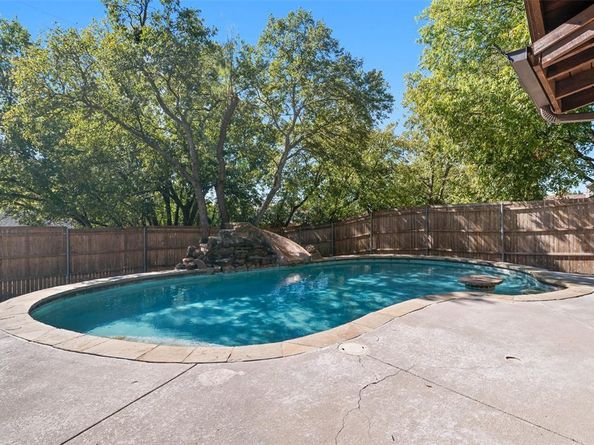 334  Lakecrest Drive , Lakewood Village Texas 75068