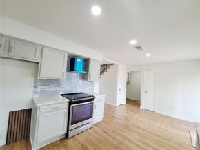 2317  Woodhollow Avenue , Mesquite Texas 75150