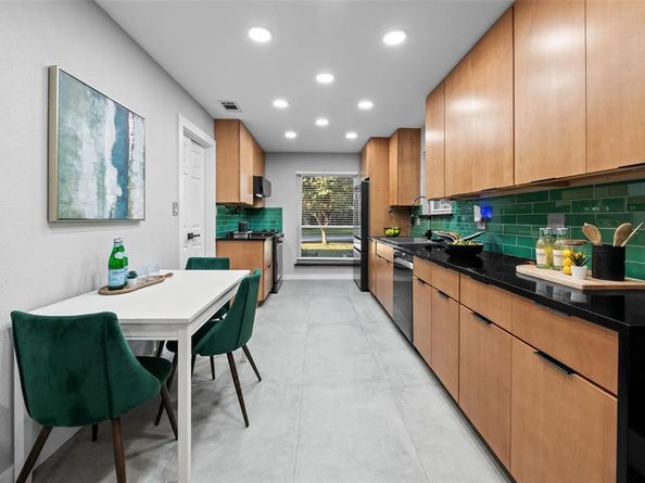 3112  Canterbury Drive , Plano Texas 75075