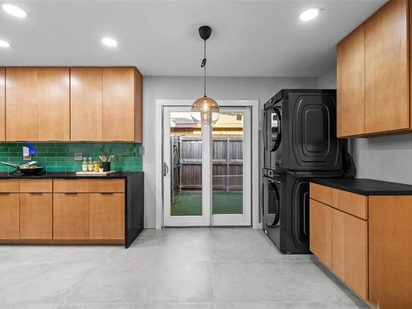 3112  Canterbury Drive , Plano Texas 75075