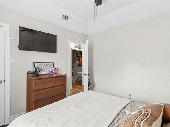 405  Owens Drive , Crowley Texas 76036