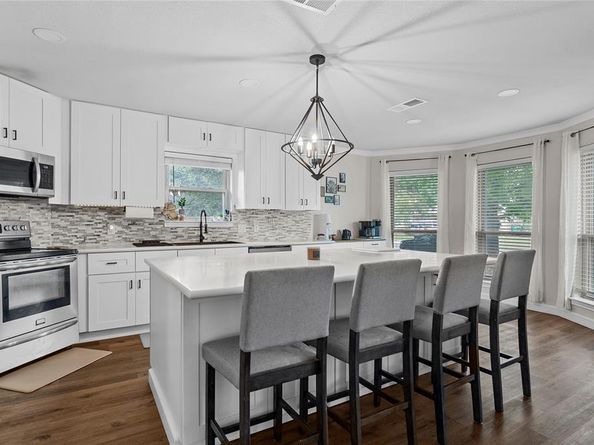 405  Owens Drive , Crowley Texas 76036