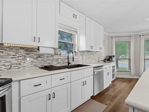 405  Owens Drive , Crowley Texas 76036