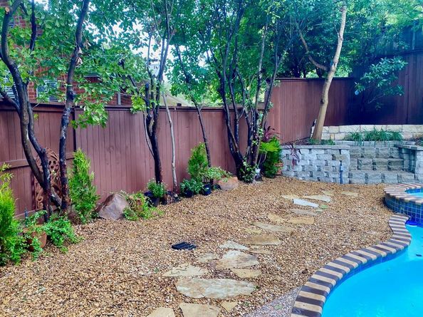 327  Kahala Drive , Dallas Texas 75218