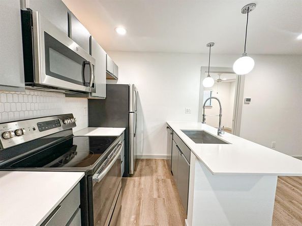 4526  Munger Avenue , Dallas Texas 75204