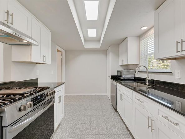 4010  Burning Tree Lane , Garland Texas 75042
