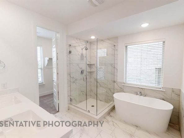 1132  Rosemary Lane , Crowley Texas 76036