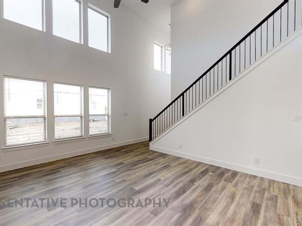 1132  Rosemary Lane , Crowley Texas 76036