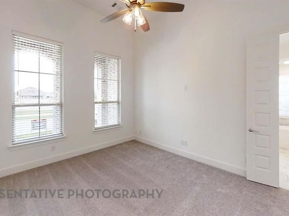 1132  Rosemary Lane , Crowley Texas 76036