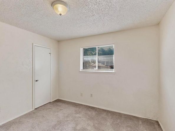 1114  Tracy Lane , Lancaster Texas 75134