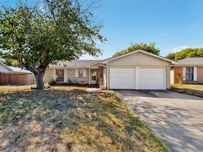 1114  Tracy Lane , Lancaster Texas 75134