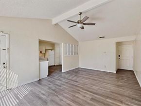 1114  Tracy Lane , Lancaster Texas 75134