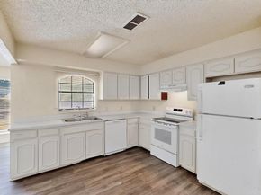 1114  Tracy Lane , Lancaster Texas 75134