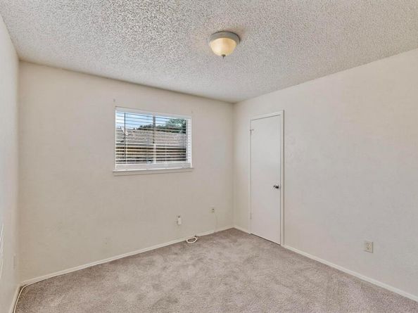 1114  Tracy Lane , Lancaster Texas 75134