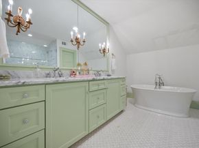 1112  Elizabeth Boulevard , Fort Worth Texas 76110