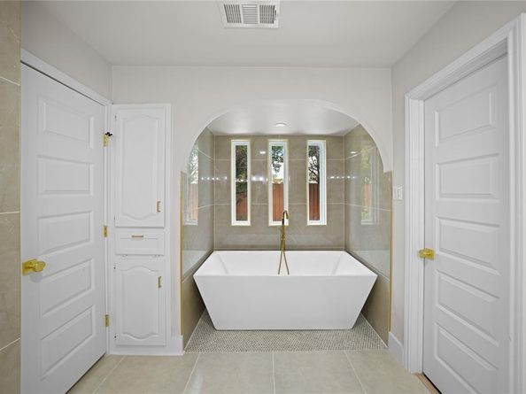 2001  Campbell Parkway , Richardson Texas 75082